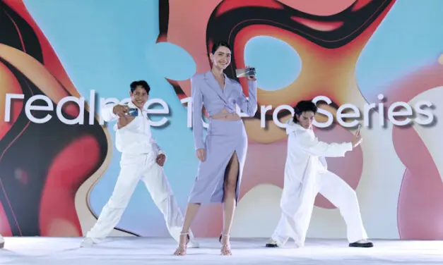 เต็มตากับจอโค้งใหญ่ เปิดโลกทัศน์ใหม่เหนือระดับกับ realme 10 Pro Series