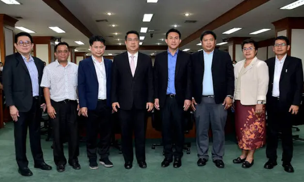 ศาลปกครองกลางสั่งคุ้มครองอธิการบดีรามคำแหงคืนสู่ตำแหน่ง