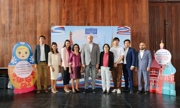 นักเรียน นิสิต นักศึกษา และบุคคลทั่วไปจำนวนมากให้ความสนใจเข้าร่วมงานเผยแพร่ความรู้เกี่ยวกับทุนรัฐบาลรัสเซีย และหลักสูตรวิชาภาษารัสเซีย