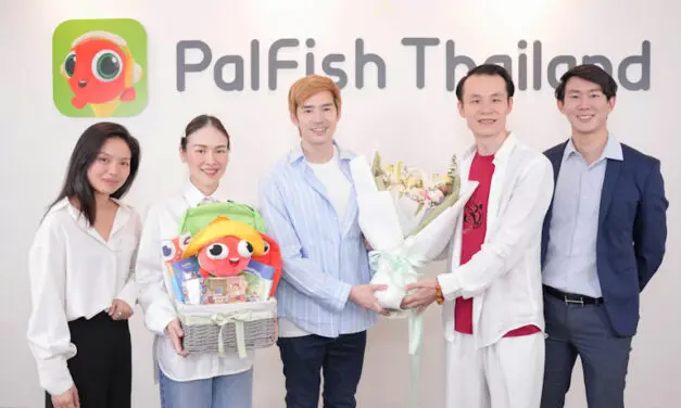 PalFish เปิดตัวครอบครัวพรีเซนเตอร์สุดอบอุ่น “บีม-ออย” ควงคู่ฝาแฝด “น้องธีร์-น้องพีร์” จุดประกายการเรียนอังกฤษให้เด็กไทย พูดอังกฤษได้จริง!