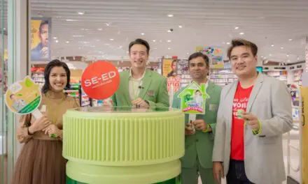 ชาย–ชาตโยดม ร่วมงาน บ้านหมอละออง เปิดตัวยาดมสมุนไพรสูตรพรีเมียม “กระปุกเขียว” หอมล้ำ ไม่ซ้ำใคร วางขายแล้วที่ซีเอ็ดบุ๊คทั่วประเทศ