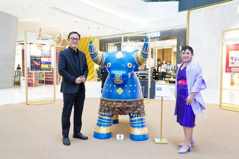ไอคอนสยาม ร่วมฉลอง 60 ปี ความสัมพันธ์ไทย–เปรู ผ่านศิลปะในงาน “TORITO DE PUCARÁ: PERU AND THAILAND UNITED BY ART” ยกระดับวัฒนธรรมสู่นานาชาติ เปิดนิทรรศการประติมากรรมแห่งมิตรภาพไทย–เปรู