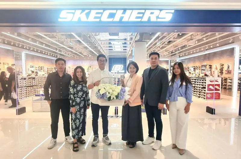 ผู้บริหาร พาราไดซ์ พาร์ค ร่วมยินดี SKECHERS แบรนด์รองเท้าและสินค้าไลฟ์สไตล์ชั้นนำ เปิดสาขาใหม่