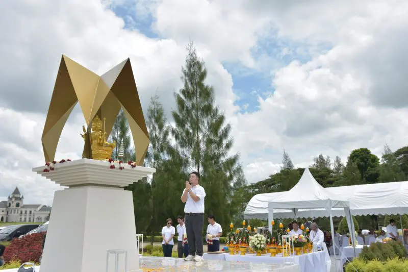 “สเตลล่า” ถือฤกษ์ดีจัดพิธีบวงสรวงตั้งศาลพระพรหม โครงการสเตลล่าโอโซน เขาใหญ่ เตรียมรับกิจกรรมใหญ่ปลายปี