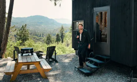 แมริออท บอนวอย เปิดตัวแพลตฟอร์ม Outdoor และแบรนด์คอลเล็กชันใหม่ พร้อมกิจกรรมแจกคะแนนสะสม แมริออท บอนวอย กว่า 10 ล้านคะแนน ร่วมกับนักผจญภัยระดับโลก ดีแลน เอฟรอน