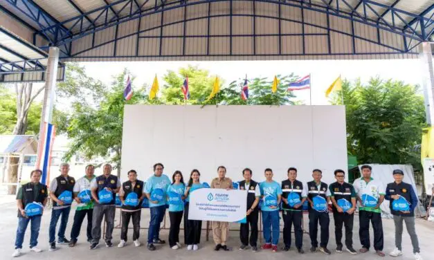 กรุงเทพประกันชีวิต ลงพื้นที่ช่วยเหลือผู้ประสบอุทกภัย ใส่ใจผู้ประสบภัย มอบถุงยังชีพบรรเทาความเดือดร้อน ในจังหวัดพระนครศรีอยุธยา นครสวรรค์ และชัยนาท