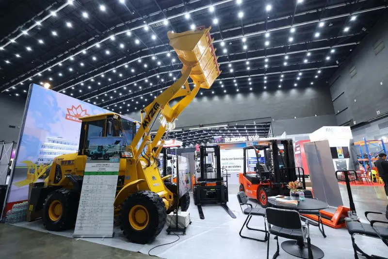 เปิดฉากยิ่งใหญ่! “LogiMAT & LogiFOOD Southeast Asia 2025” โชว์ศักยภาพโครงข่ายขนส่งเชื่อมโยงอาเซียน หนุนโลจิสติกส์โตแรง