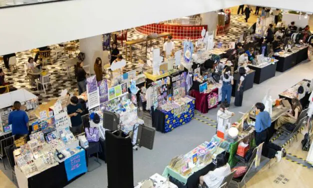 สยามดิสคัฟเวอรี่ ชวน Come Play With Us! ในงาน STICK IT UP พื้นที่แห่งการสร้างสรรค์สติ๊กเกอร์จากศิลปินสตรีท