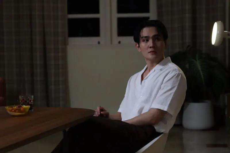 “Chakid” ศิลปินน้องใหม่ ปล่อยเพลง “เลือน(จำ)” ดึงสองนักแสดง “กานต์-แพรว” ถ่ายทอดรักที่เลือนลาง..แต่ไม่เคยหายจากหัวใจ