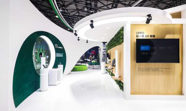 OPPO Flash Charges แห่งอนาคตที่ MWC Shanghai