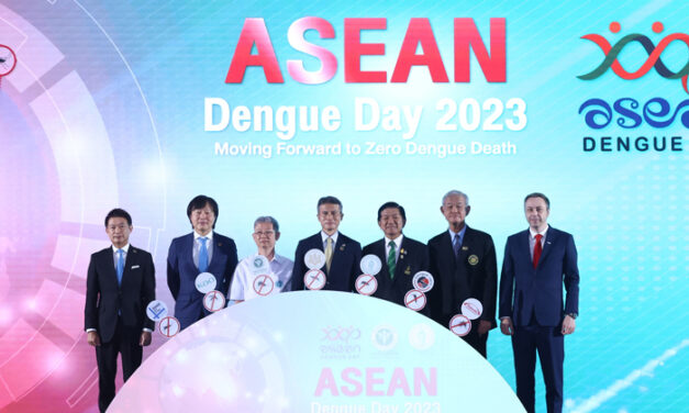 สธ. และกรุงเทพมหานคร ร่วมกับคาโอ และทาเคดา ผนึกพันธมิตรภาครัฐและเอกชนชั้นนำ เปิดโครงการ “ก้าวสู่สังคมไทย ไม่ป่วยตายด้วยไข้เลือดออก”