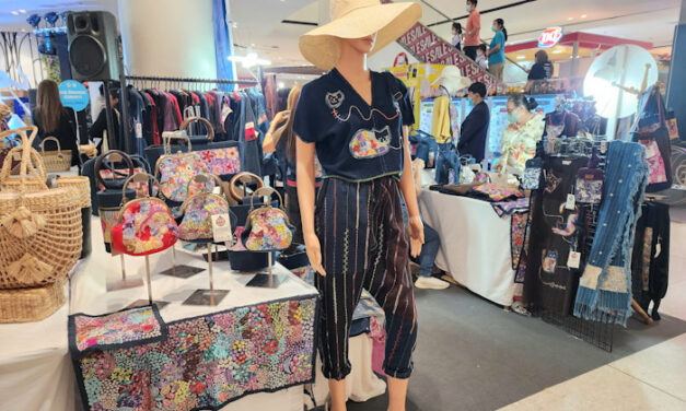 กรมการค้าภายในยกทัพสินค้าดี เด่น ดัง จากหมู่บ้านทำมาค้าขาย และตลาดต้องชมให้ช้อปในงาน “Village To Town”