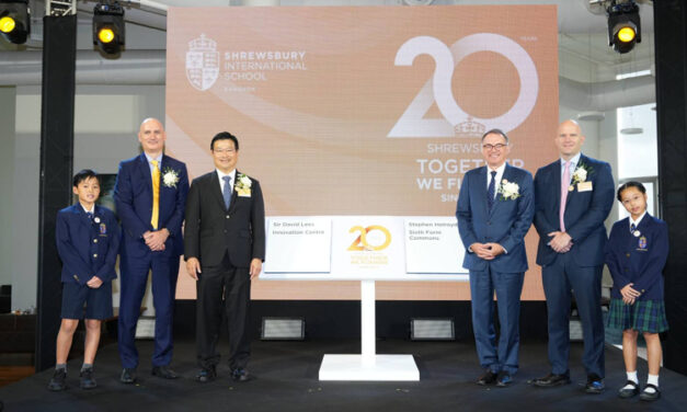 โชรส์เบอรี ฉลองครบรอบ 20 ปีแห่งนวัตกรรม การเติบโต และความก้าวหน้า ยืนหนึ่งการเรียนการสอนแบบองค์รวม  พร้อมผลิตผู้นำแห่งโลกอนาคตที่มีคุณภาพ