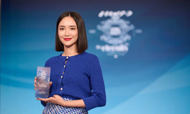 LINNA Clinic คว้ารางวัล ICONIC HIFU TECHNIQUE FOR SKIN LIFTING ในงาน PREAW ICONIC BEAUTY 2023 อีกครั้ง ตอกย้ำ มาตรฐานและเทคนิคพิเศษของการยกกระชับผิวด้วย HIFU