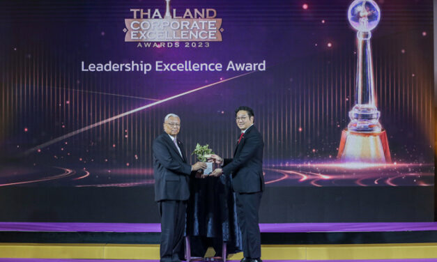 ซีอีโอ ทรู รับรางวัลดีเด่น Thailand Corporate Excellence Awards 2023 สาขาความเป็นเลิศด้านผู้นำ