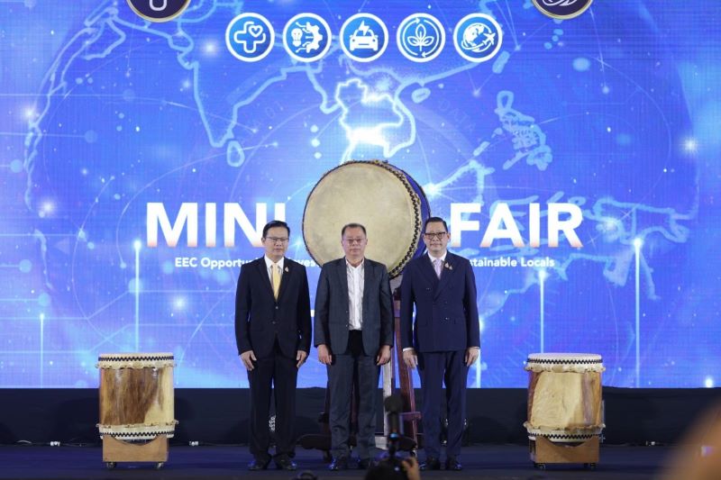 Mini EEC Fair 2024 เปิดงานยิ่งใหญ่ ดึงทุนสู่ EEC พร้อมผลักดันไทยสู่ศูนย์กลางการค้าการลงทุนระดับโลก