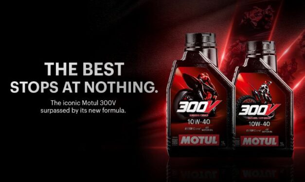 โมตุลก้าวข้ามขีดจำกัดของขุมพลังและสมรรถนะด้วยน้ำมันเครื่องสำหรับรถจักรยานยนต์ 300V