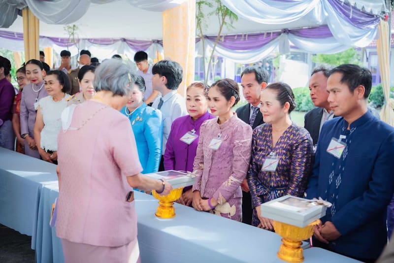 มหาลัยใบผัก จอมใจฟาร์ม ร่วมเข้าเฝ้าทูลละอองธุลีพระบาท สมเด็จพระกนิษฐาธิราชเจ้า กรมสมเด็จพระเทพรัตนราชสุดาฯ