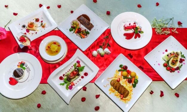 บอกรักผ่านดินเนอร์สุดพิเศษ ในวันวาเลนไทน์ 14 กุมภาพันธ์ 2568 ที่ Le Crystal Restaurant
