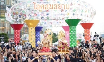 สุดคึกคัก!! “ICONSIAM THAICONIC SONGKRAN CELEBRATION 2025” งานมหาสงกรานต์ไอคอนสยาม ตระการตาขบวนแห่นางสงกรานต์ริมแม่น้ำเจ้าพระยา
