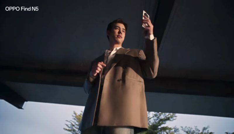 เมื่อชีวิตต้องเลือก ‘พีช-พชร’ ชวนเปิดหนึ่งวันของนักธุรกิจ กับ OPPO Find N5 สมาร์ตโฟนจอพับผู้ช่วยคนใหม่ในการทำงาน