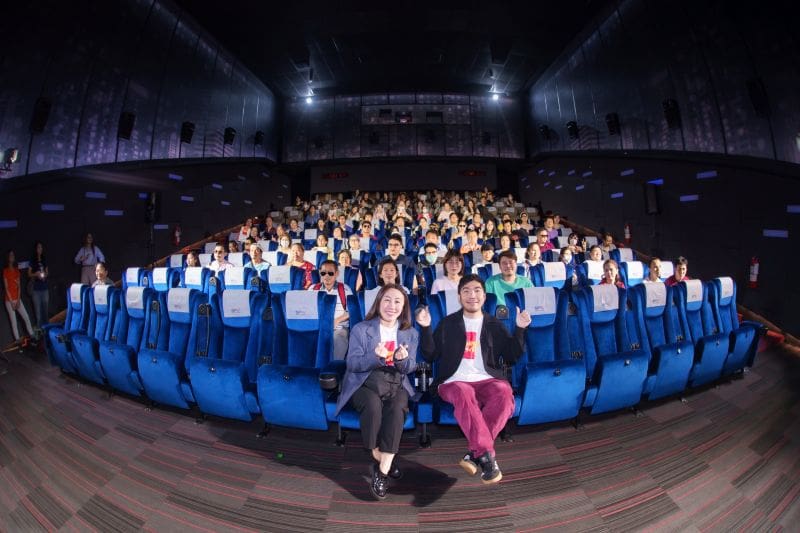 เอส เอฟ ร่วมฉลอง “ซองแดงแต่งผี” ก้าวสู่ 100 ล้าน จัดรอบพิเศษพาคนพิการทางการเห็นดูหนังผ่านแอป “PANNANA”