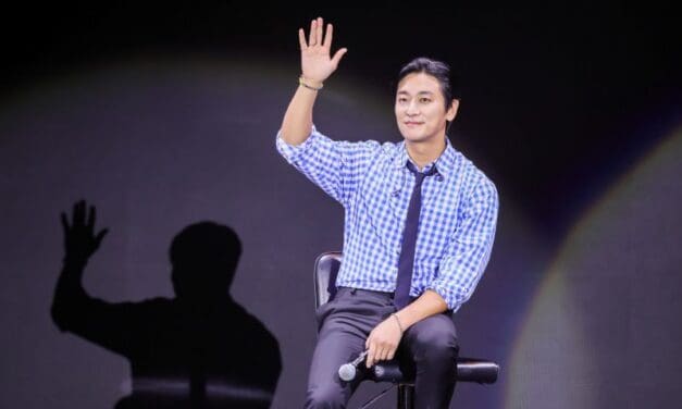 หล่อ แรร์แบบไม่มีใครแทนได้! “จูจีฮุน” เปิดมุมขี้เล่น สายเปย์ใจดี เซอร์วิสฉ่ำ! “2025 <JU JI HOON Asia Tour Fanmeeting 'JUNIVERSE' in BANGKOK>” คุ้มค่าสมการรอคอย