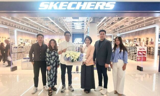ผู้บริหาร พาราไดซ์ พาร์ค ร่วมยินดี SKECHERS แบรนด์รองเท้าและสินค้าไลฟ์สไตล์ชั้นนำ เปิดสาขาใหม่