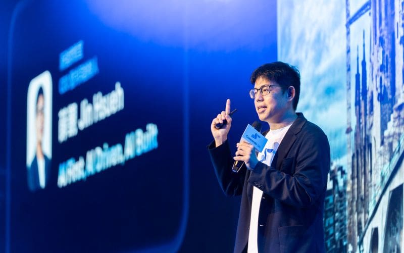 Crescendo Lab เผยโรดแมป “AI-First Communication Cloud” ในประเทศไทย พร้อมเปิดตัว 3 แพลตฟอร์ม มุ่งยกระดับการสื่อสารทางธุรกิจ