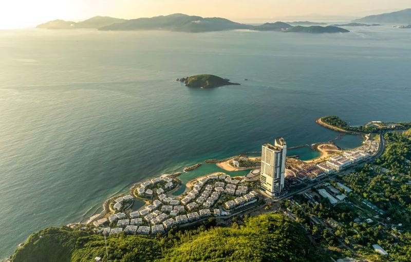 Villa Le Corail ชวนสัมผัสความงดงามของเกาะฟู้ก๊วก ประเทศเวียดนาม ในบรรยากาศเมดิเตอร์เรเนียนสุดหรูริมชายฝั่งทะเล