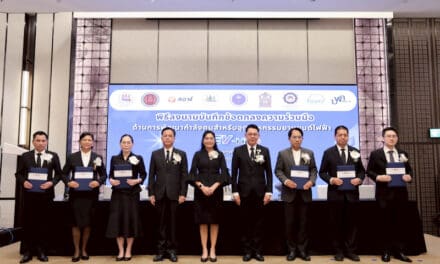กระทรวง อว. โดย สอวช. ผนึกกำลังภาครัฐ-การศึกษา-เอกชน 6 หน่วยงาน เดินหน้าความร่วมมือ เร่งพัฒนากำลังคนด้านยานยนต์ไฟฟ้าและยานยนต์สมัยใหม่ ตอบสนองอุตสาหกรรมเป้าหมายของประเทศ