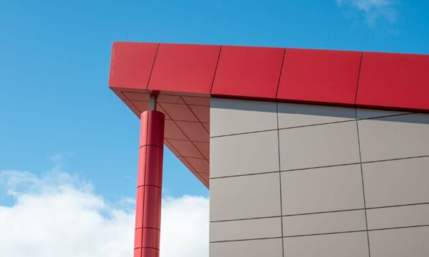 แผ่นอลูมิเนียมคอมโพสิตยี่ห้อไหนดี ทนทาน ได้มาตรฐาน