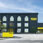 Onitsuka Tiger เปิดตัวโรงงานผลิตเฉพาะทางแห่งแรก “Onitsuka Innovative Factory” ณ จังหวัดทตโตริ พร้อมเผยโฉมรองเท้าดีไซน์พิเศษโดยศิลปินดัง