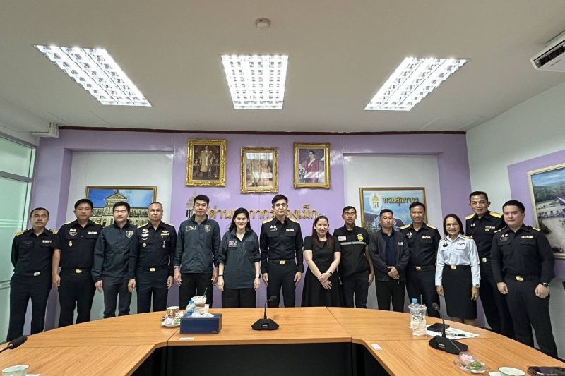 ด่านศุลกากรช่องเม็กผนึกกำลังด่านตรวจพืช-พาณิชย์จังหวัดอุบลฯ ยืนยันมาตรการเข้มงวด ตรวจสอบแหล่งกำเนิดมันสำปะหลังนำเข้าจาก สปป.ลาว ป้องกันการสวมสิทธิ์