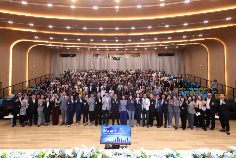 กรุงเทพประกันชีวิต เปิดบ้านต้อนรับนักขายรุ่นใหม่ในงาน Bangkok Life Grand Open House 2026 พร้อมสัมมนา BLA Fast to Success เส้นทางผู้สร้างธุรกิจ สู่ชีวิตไร้ขีดจำกัด