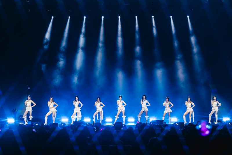 สุดจะเริ่ด! I.O.I สาดความสุขล้นฮอลล์ สมมง 10 ปีที่รอคอย ปลดล็อกความคิดถึงกับแฟนไทย ใน “2026 I.O.I Concert Tour: LOOP in BANGKOK”