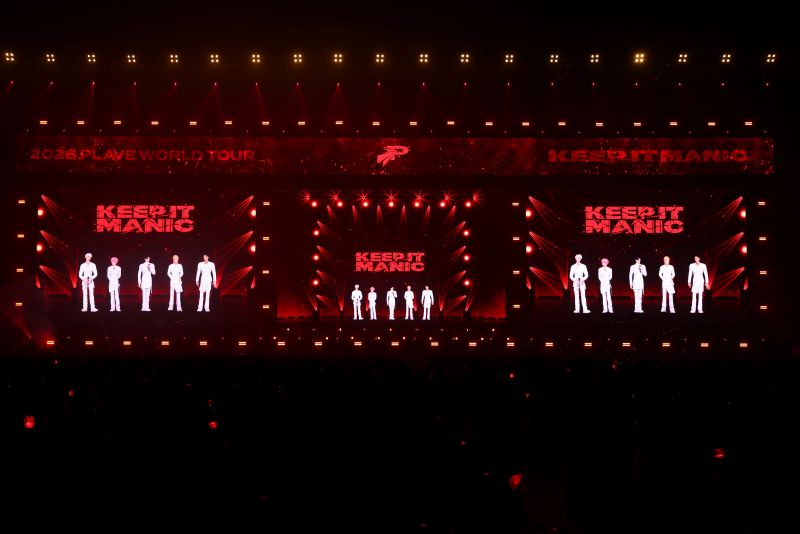 ครบเครื่องยิ่งกว่าต้มยำ! PLAVE เสิร์ฟความมันส์แบบจัดเต็มใน “2026 PLAVE World Tour [KEEP IT MANIC] in Bangkok” สร้างค่ำคืนสุดประทับใจให้ PLLI ไทย